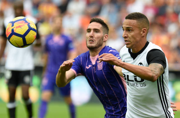 禁区之王：罗纳尔多最精彩的射门技巧解析