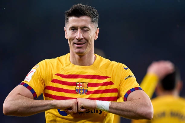 欧冠淘汰赛规则:主客场制、加时赛与点球大战解析