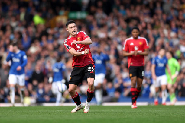 1脚射门=1个进球?盘点足坛射门效率最高的球星