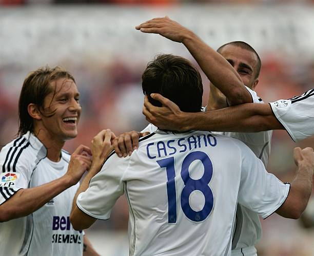 豪门对决:巴萨女足vs里昂女足,2025欧冠决赛预演?