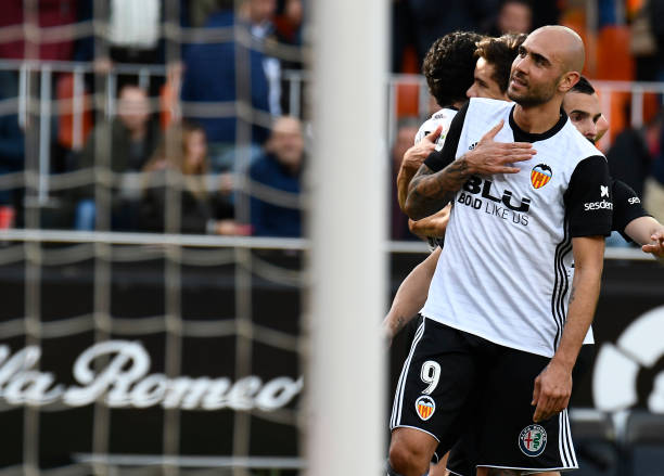 七人制足球场跑道一圈多少米？附场地布局示意图