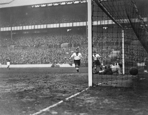 齐达内作为教练的成就：欧冠三连冠的传奇