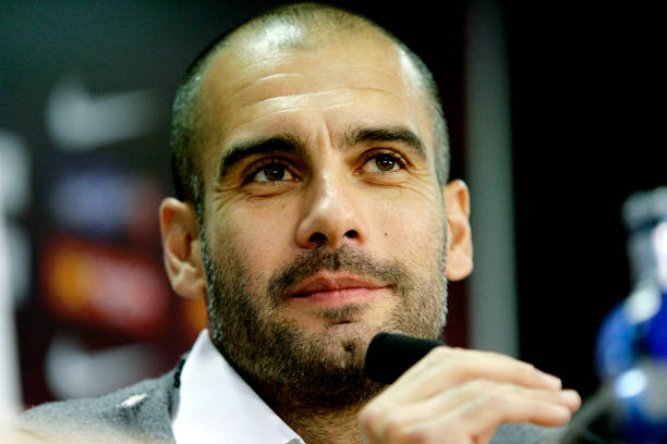 回顾黄金岁月:贝克汉姆标志性鸡冠头造型盘点