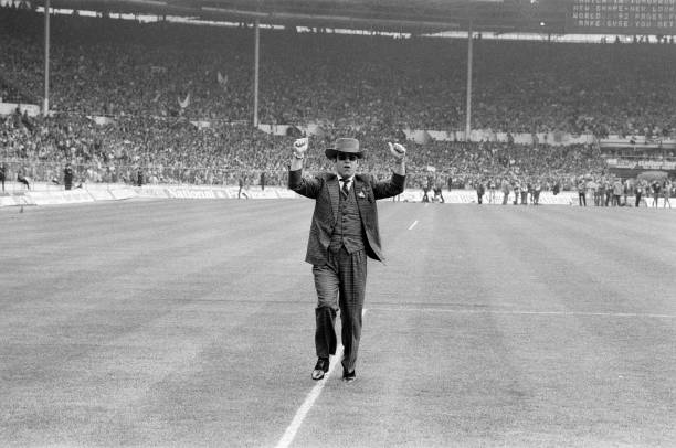 欧冠1/4决赛直播预告：CCTV5黄金时段重磅呈现