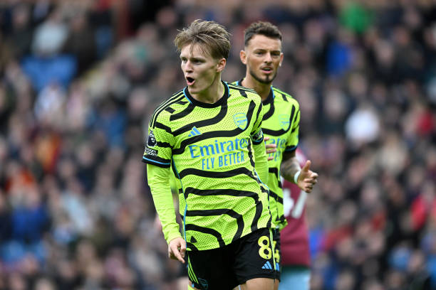 欧冠含金量更高?还是五大联赛竞争更激烈?