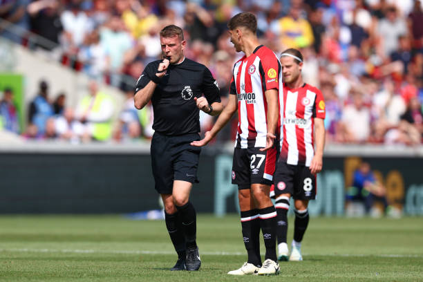 从数据看实力:现代足球史上射门最精准的十大球星