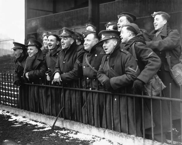 德甲联赛赛程解析:常规赛季通常在几月份落幕?