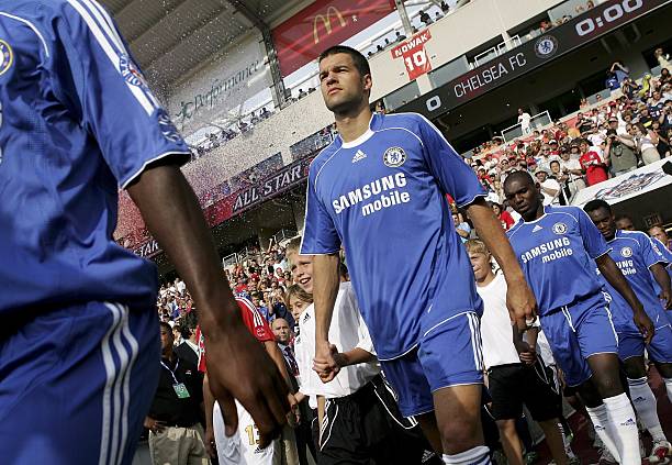 复古or前卫？法甲最具设计感的球衣大PK