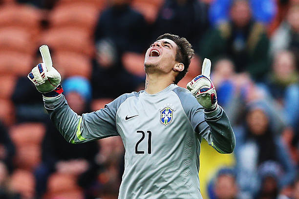 新生代崛起：盘点00后最具潜力的未来中锋之星