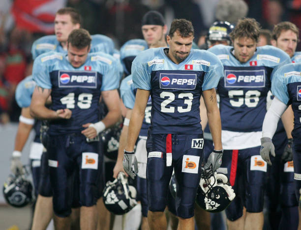 C罗的爆发力秘诀：高速变向突破如何练成？