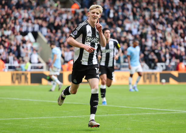 金球奖得主所在国家队大赛成绩排名：个人荣誉与团队成就