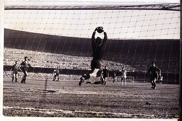 足球战术演变：为什么萨拉赫这样的球员难以被简单分类？