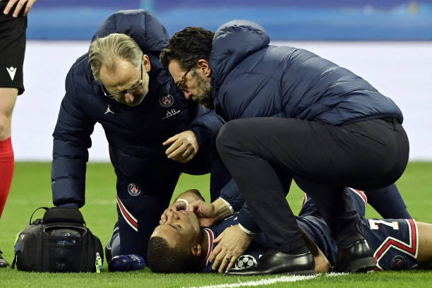 多特蒙德与门兴格拉德巴赫:谁才是德甲历史上的第二豪门?