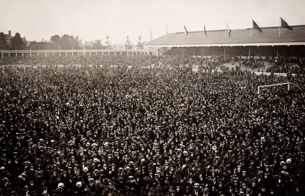 赛事回放+实时数据!006足球直播360高清直播的附加功能盘点