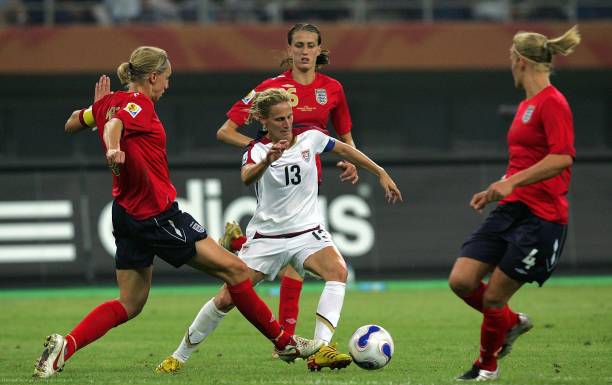 C罗、梅西领衔！2021世界足坛巨星排行榜