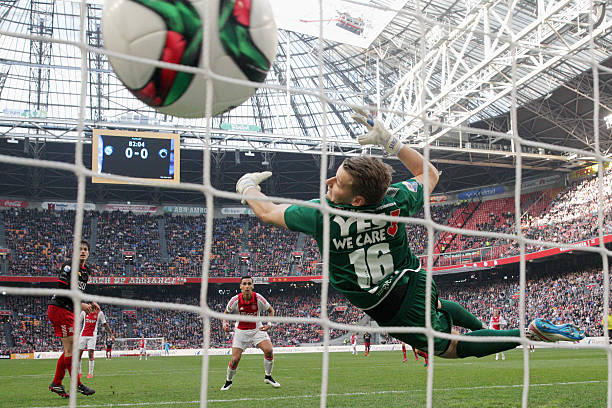 梅西与家人同台献唱，温馨画面感动粉丝