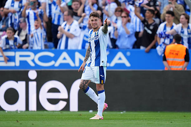 巴萨三冠王加冕！2015欧冠颁奖高清特写镜头