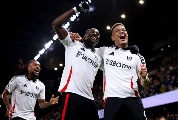 基于AI的足球比赛预测工具：数据驱动，结果可靠