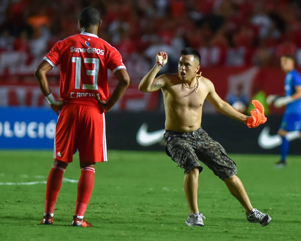 实战射门技巧：利用击球部位变化迷惑门将