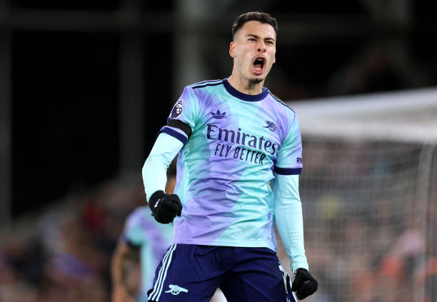 为什么现在的球员很难达到罗纳尔多的水平?