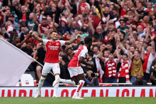 齐达内长发时代:绿茵场上的优雅与狂野