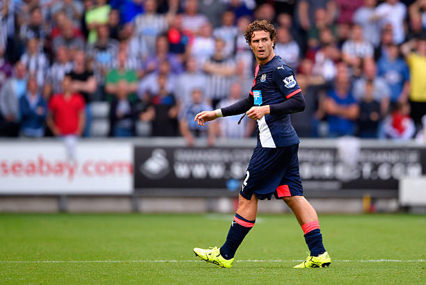 游戏战术设置：定位球导入步骤及常见问题解答