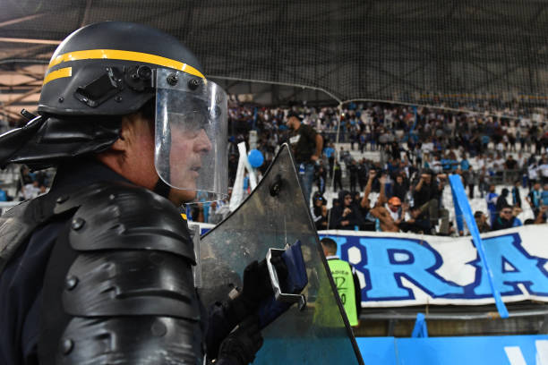 新手必看：PS4实况足球防守教学开启步骤详解