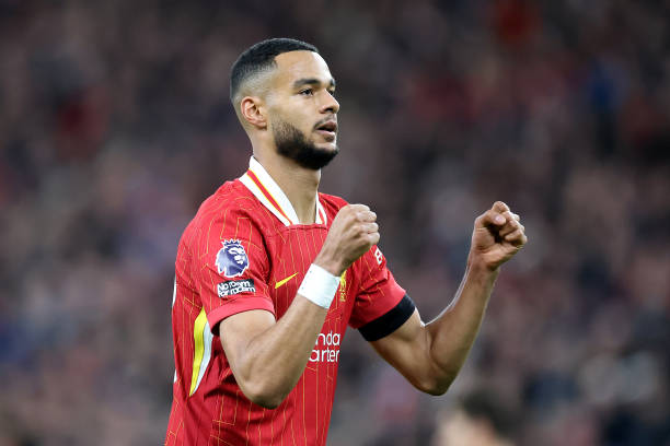 卡里奥卡任意球教学：如何踢出完美香蕉球