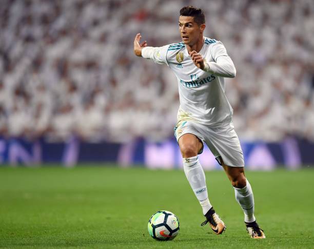 五人制足球场的最小与最大尺寸：灵活场地的选择