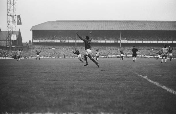 欧冠资格赛奖金制度解析:从预选赛到正赛的收益变化