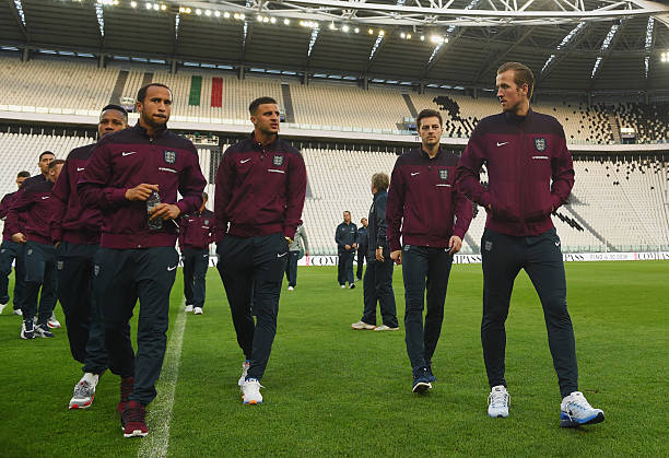 梅西巴萨10号球衣的经典瞬间：进球、助攻与荣耀