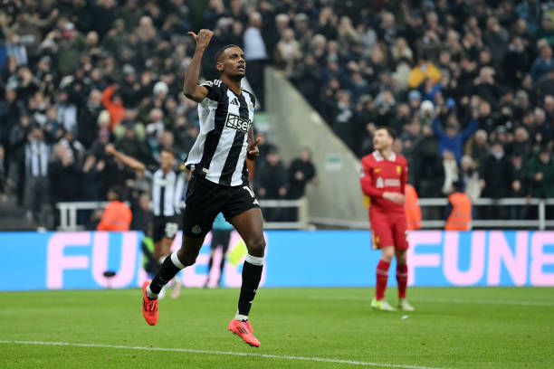 法甲预测:里尔VS里昂,主场优势能否转化为胜利?