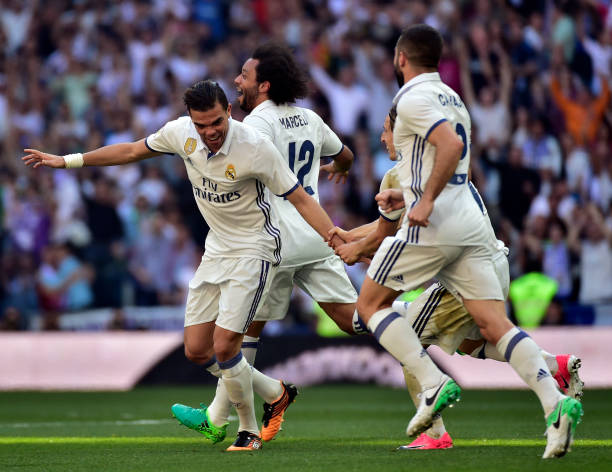 今日足球观赛指南：重要比赛时间与看点