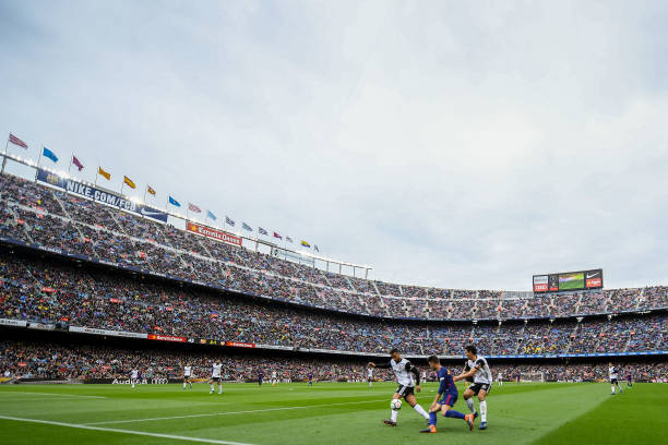 欧冠焦点战：利物浦主场迎战巴黎圣日耳曼，免费在线观看指南