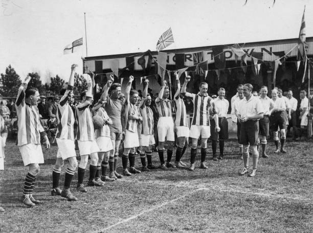 疯狂足球网在线直播:实时比分+弹幕互动,嗨翻天!