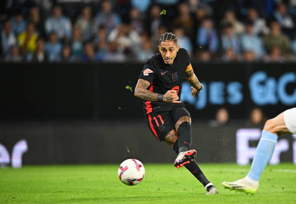 从0到5的疯狂!揭秘莱万9分钟5球的经典战役