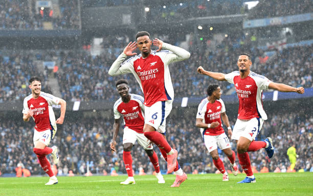 从足球规则演变看门将踩点球点的历史争议