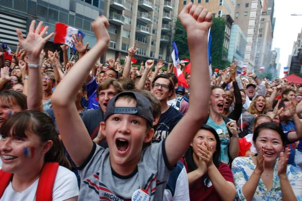 16足球赛事前瞻:关键球员与战术分析