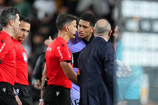 角球盘复盘技巧:如何从历史数据中提取价值?