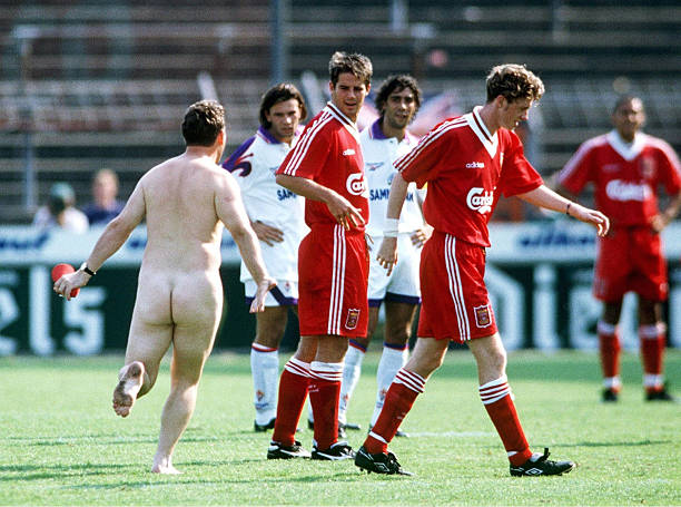 十二码线上的英雄与悲情:盘点欧洲杯经典点球大战