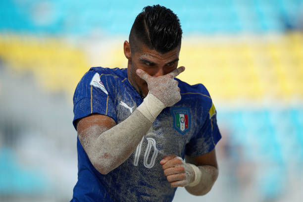 教练必看：如何高效利用定位球和角球战术？