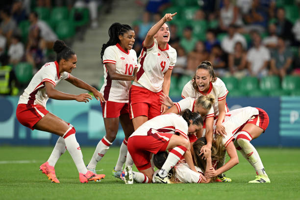 红黑军团称霸意甲：AC米兰历届冠军赛季回顾