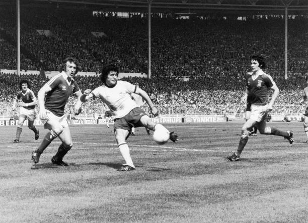 欧冠小组赛抽签:英超四强命运如何?利物浦切尔西签运解析