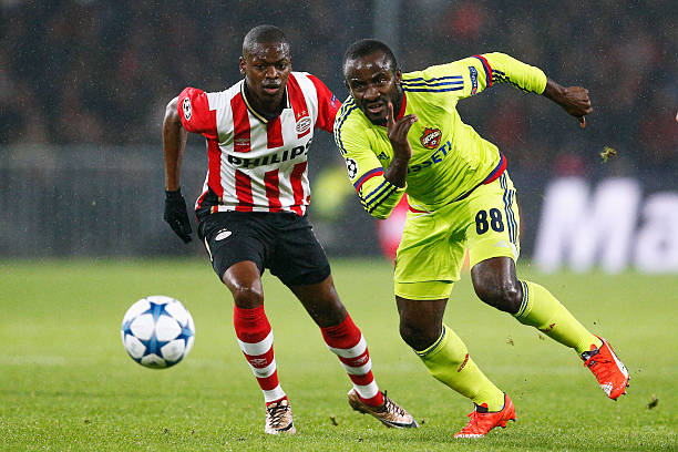 罗纳尔多的9号球衣:巴西足球史上最伟大的号码之一