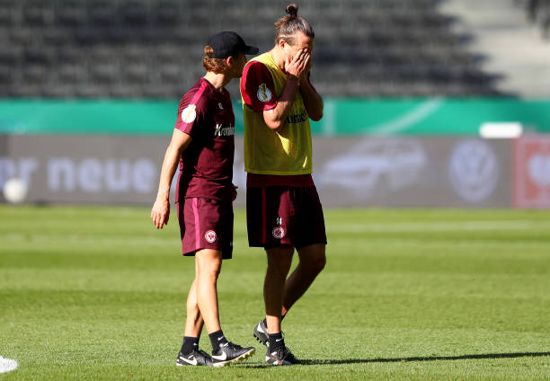 新赛季欧冠观赛必备：全球直播权分布与订阅建议