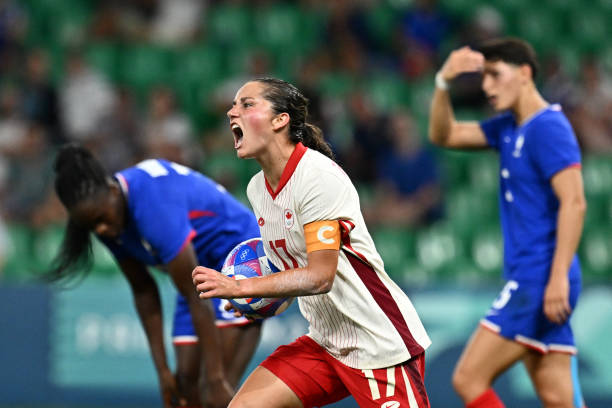 为什么梅西能超越马拉多纳和贝利?