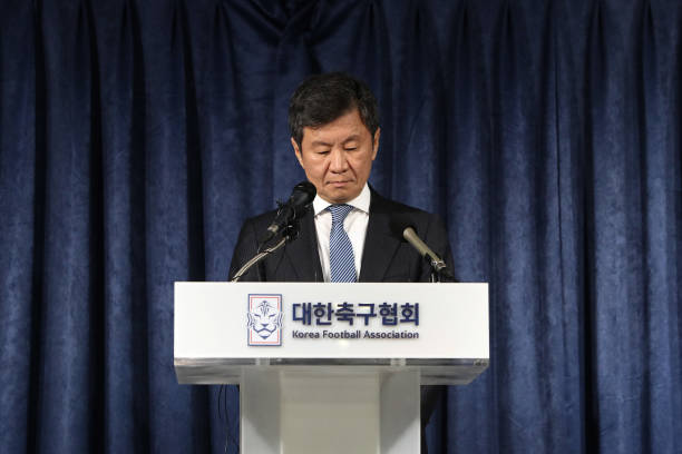 2007年卡卡加冕世界足球先生：背后的故事与成就