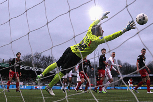 2023-24赛季法甲欧战成绩最新盘点:巴黎领跑,里昂复苏