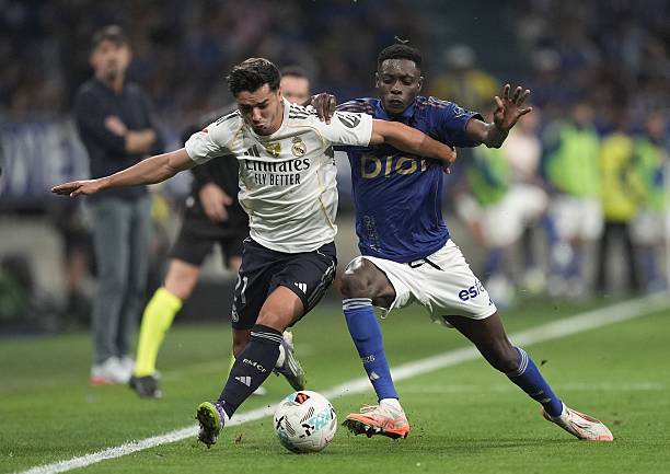 欧冠半决赛和决赛的赛制差异:两回合VS单场定胜负