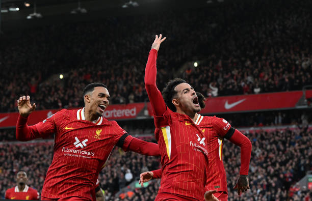 从预选赛到捧杯：1934年意大利队的夺冠之路